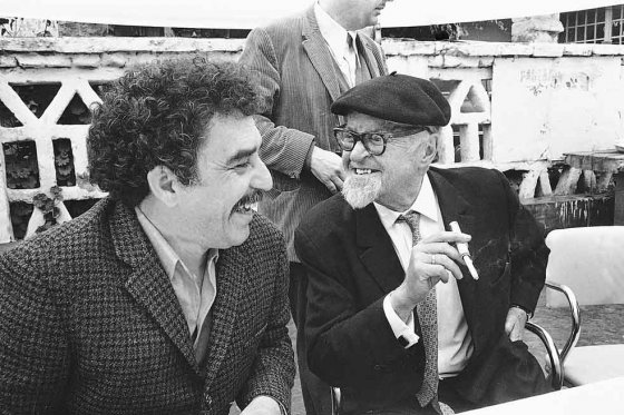 León de Greiff (a la derecha) fue uno de los referentes poéticos de Gabriel García Márquez 