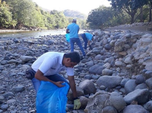 Limpieza pre-festivalera del río Guatapurí / Foto: Redes sociales Alcaldía de Valledupar 