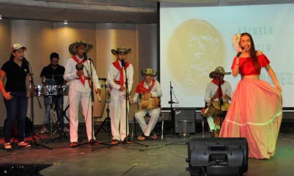 Representantes de la Escuela Lucho Bermúdez en el encuentro regional de El Carmen de Bolívar (organizado en junio 2017)