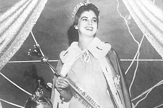 Luz Marina Zuluaga / Miss Universo 1958 (Colombia)