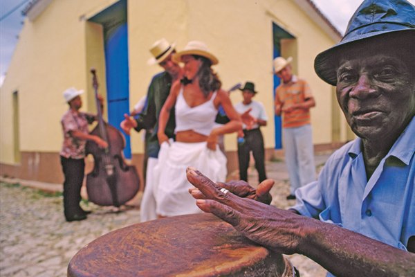 Diáspora y génesis afrocaribeñas: el son cubano