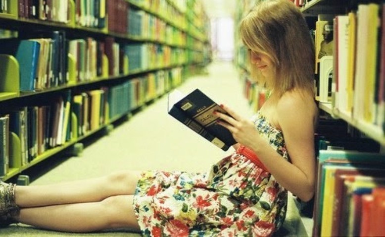 ¿Por qué leer libros nos hace sentir bien?