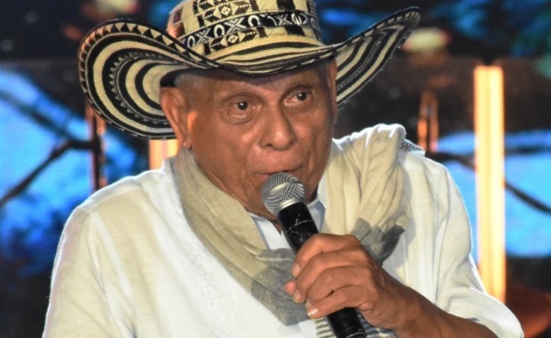 Adolfo Pacheco completó 50 años meciéndose en La hamaca grande