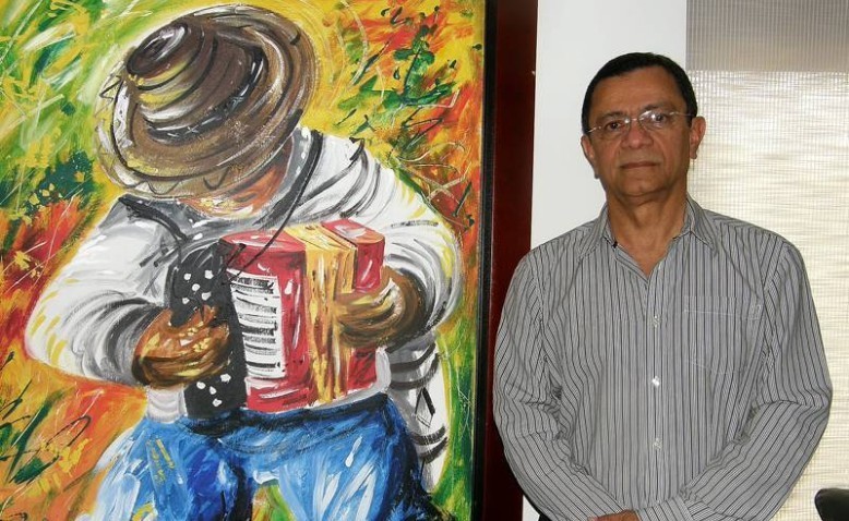 Fernando Meneses Romero: el cantante atormentado por los “Momentos de amor”