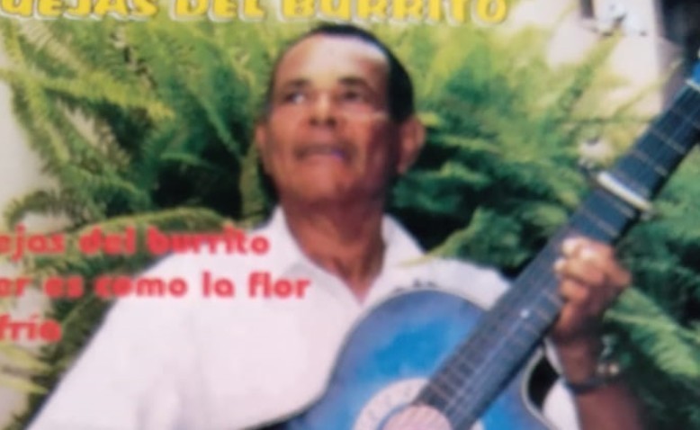 José David Aguilar Jiménez, atrapado por el amor y las guitarras