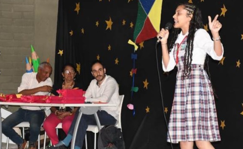 Colegio Comfacesar celebró el VII Concurso de Poesía y declamación “Versos al viento” 