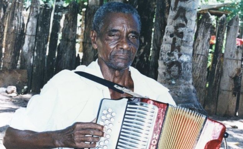 Hace 50 años que suena la canción “La Loma” de Samuel Martínez