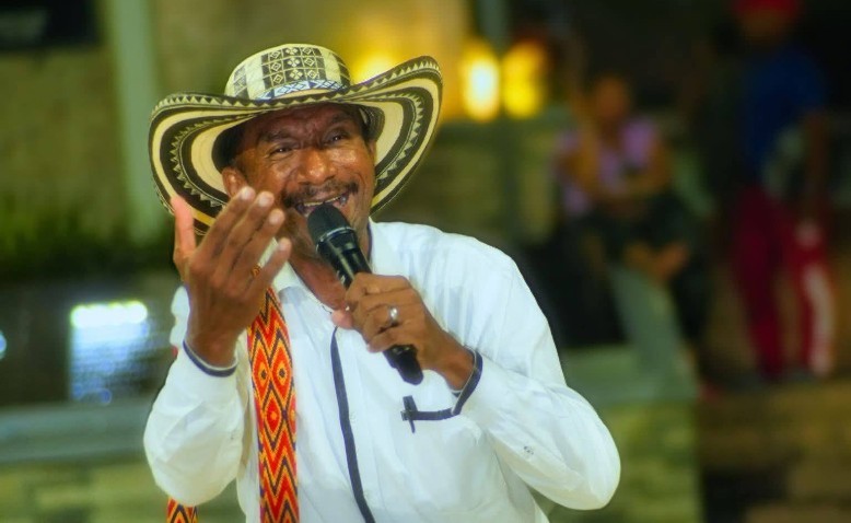 Juan Month Herrera, heredero de la Tierra