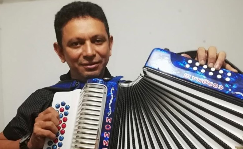 Pablo Barrios: hacedor de acordeones 